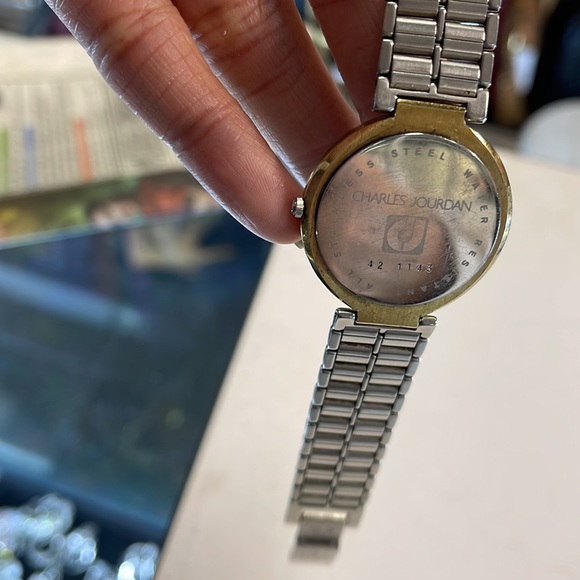 Women’s Vintage Charles Jourdan Watch - Picture 5 of 9